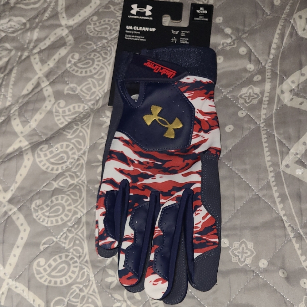 Under Armour Clean Up Batting Gloves. (XL MENS)